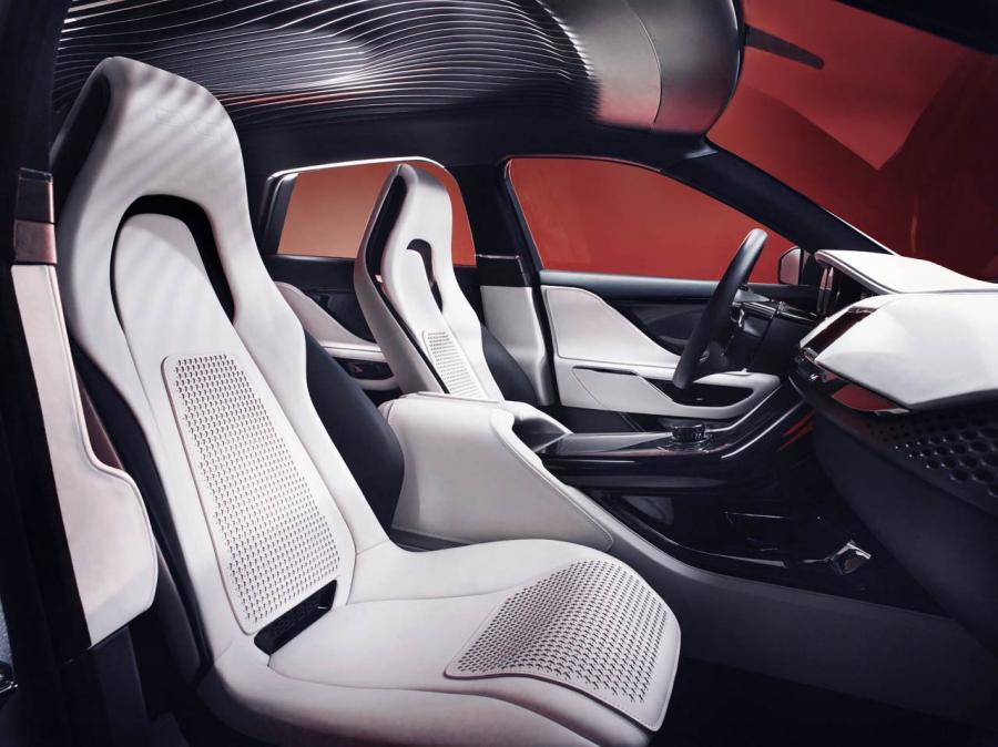  Jaguar C-X17 Concept in Liquid Aluminum 2013 года  (фото 23 из 38)